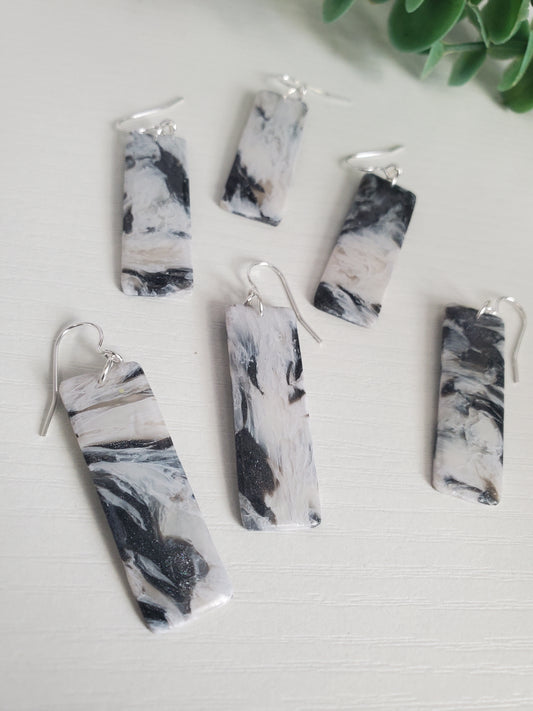 Marbled monochrome