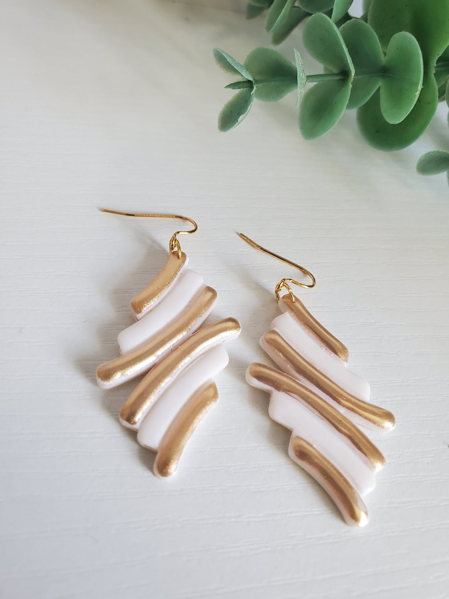 Blair in gold chrome